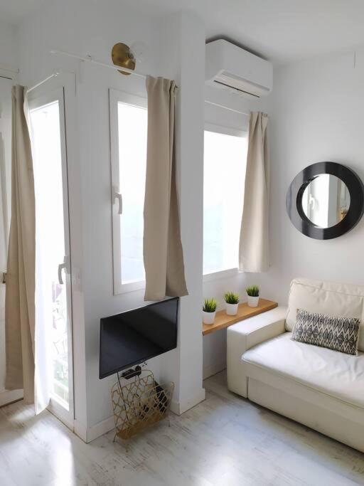 Loft En Centro De Madrid Apartment ภายนอก รูปภาพ