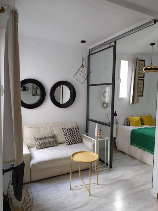 Loft En Centro De Madrid Apartment ภายนอก รูปภาพ